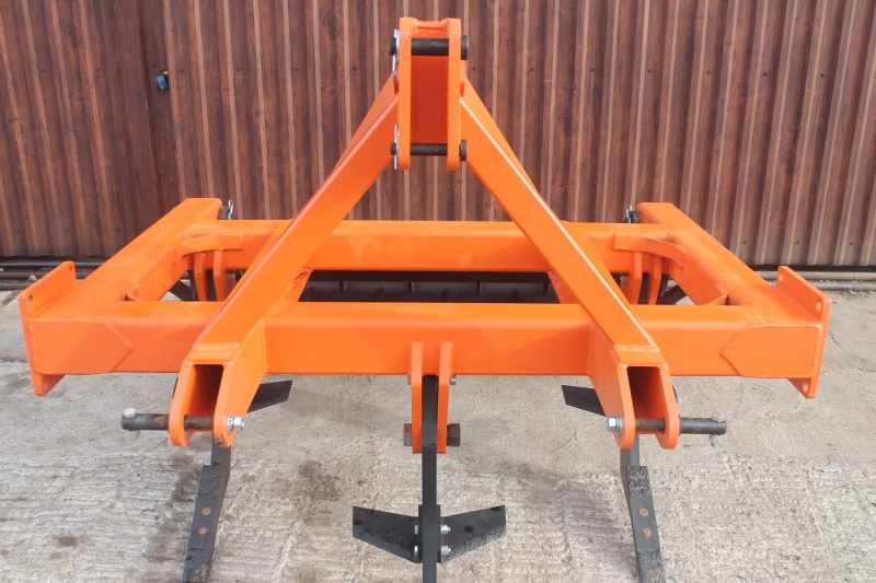 Плуг чизельный ПЧН-1,6 с зубчатым катком купить в Нальчике – «БДН-АгроКубань», 5