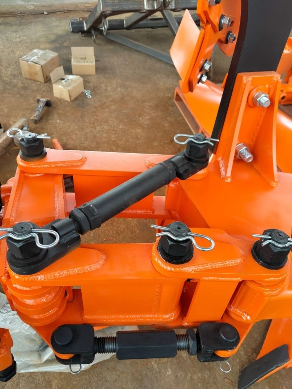 Плуг навесной оборотный 3/35 купить в Нальчике – «БДН-АгроКубань», 7