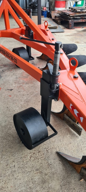 Плуг отвальный ПЛН 5-35 (5 корпусов) купить в Нальчике – «БДН-АгроКубань», 7