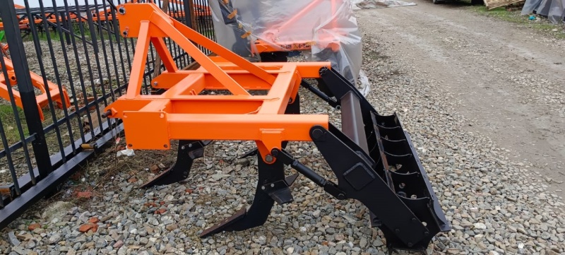 Плуг чизельный ПЧН 1,6 с планчатым катком купить в Нальчике – «БДН-АгроКубань», 4