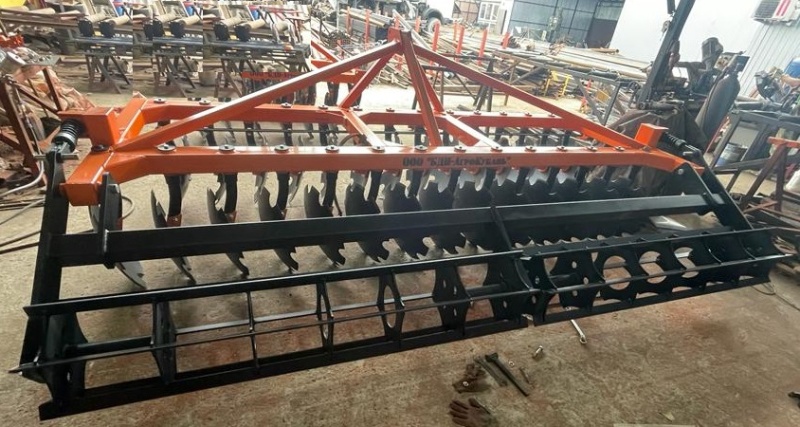 Борона дисковая навесная БДН 4х2Н, 28 рабочих органов купить в Нальчике – «БДН-АгроКубань», 2