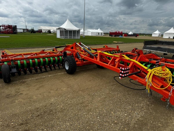 Лущильник мульчировщик дисковый прицепной «АВРОРА» ЛД-8Л (евро-складывание) ЛАФЕТ купить в Нальчике – «БДН-АгроКубань», 2