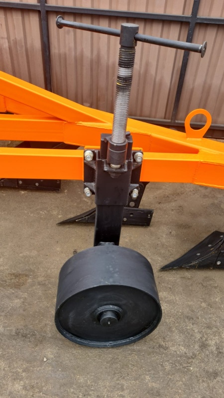 Плуг отвальный ПЛН 3-35 (3 корпуса) купить в Нальчике – «БДН-АгроКубань», 4