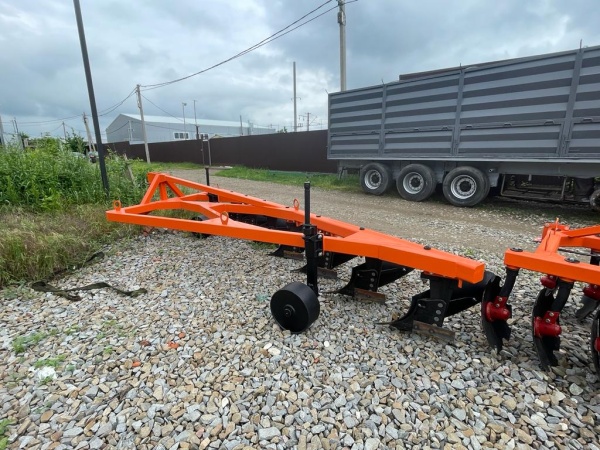 Плуг отвальный ПЛН 7-35 (7 корпусов) купить в Нальчике – «БДН-АгроКубань», 2