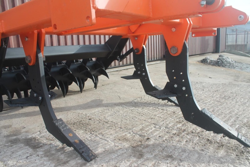 Плуг чизельный ПЧН-1,6 с зубчатым катком купить в Нальчике – «БДН-АгроКубань», 12